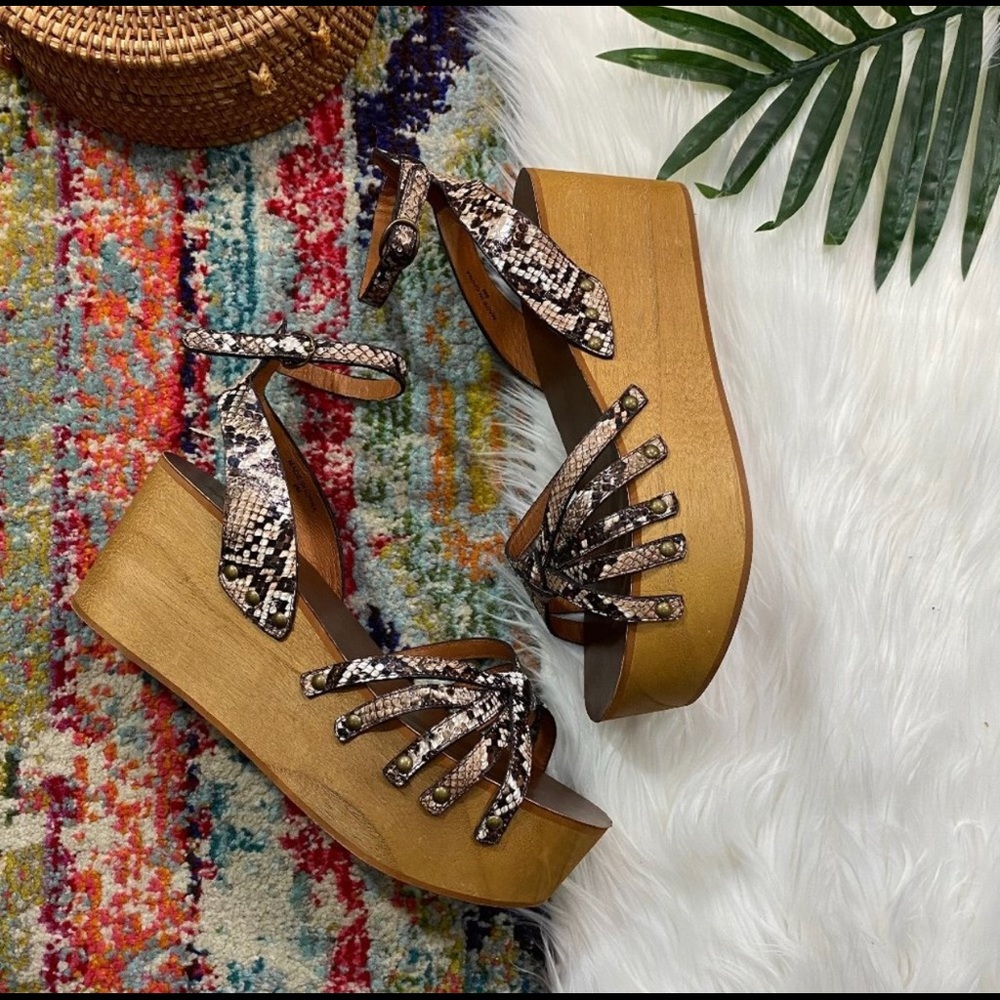 NEW Jeffrey Campbell Brown Snakeskin Snake Print Wood Platform Wedge Sandal 9